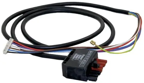 Kabelsatz mit mehreren farbigen Drähten und einem Stecker, geeignet für WRS-Regelungen, evtl. verwendet in Heizsystemen von Wolf.